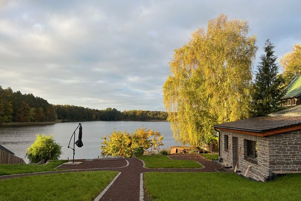 bungalow tagsüber